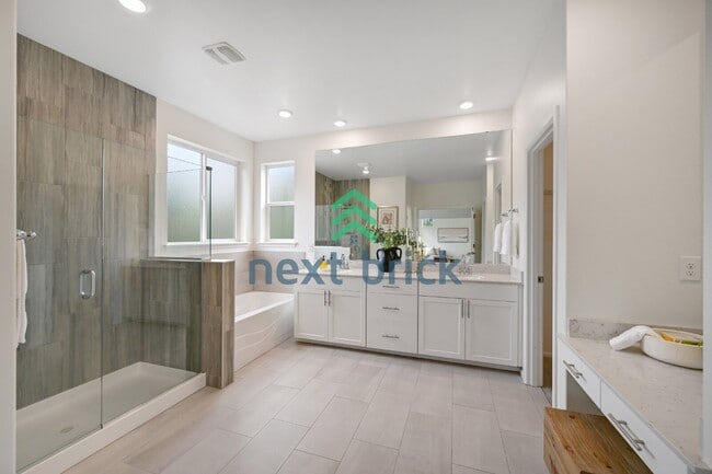 Building Photo - 5 Bed and 2.75 Bath, Spacious Maple Valley Home with Office, Loft & 2-Car Garage Available for Rent!