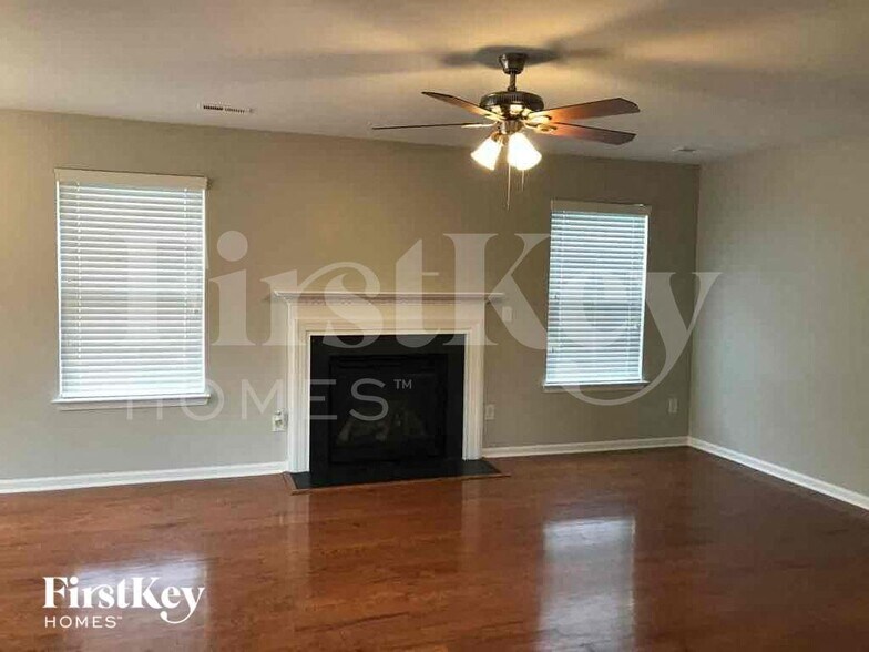 Building Photo - 1544 Moss Creek Dr