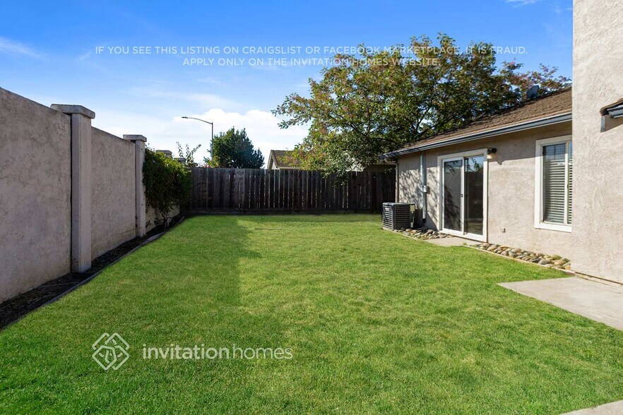 Building Photo - 3906 Marsh Way