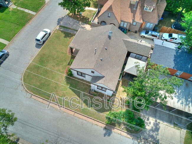 Building Photo - 1201 NW 43rd St