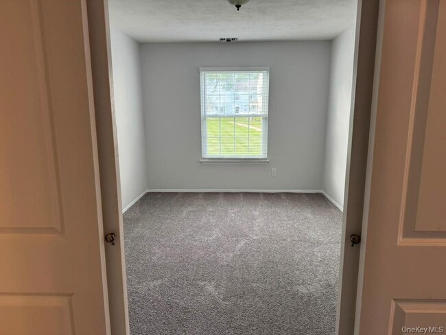 Building Photo - 161 Fairview Cir