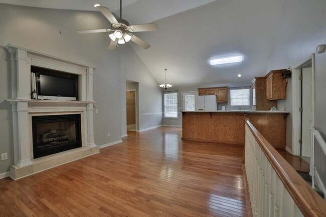 Building Photo - 2188 Davis Ridge Rd