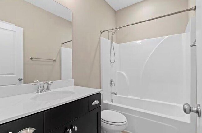 Building Photo - 1063 Johnson Grove