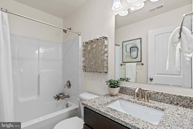 Building Photo - 27 Overshot Ln