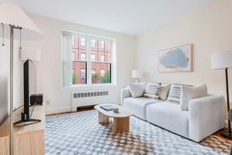 Building Photo - 270 Harvard St