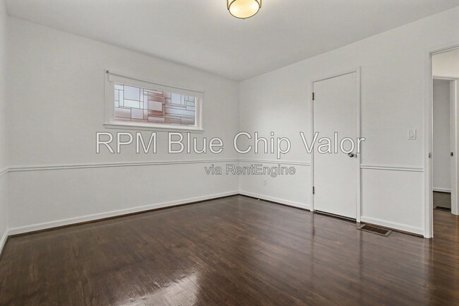 Building Photo - 3942 Hemphill Way