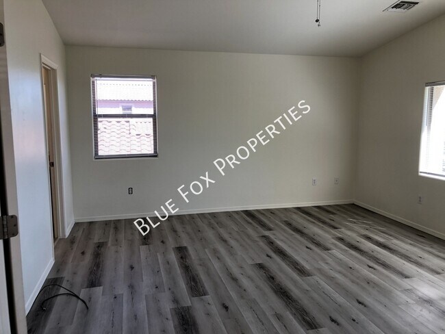 Building Photo - 7651 E Majestic Palm Ln