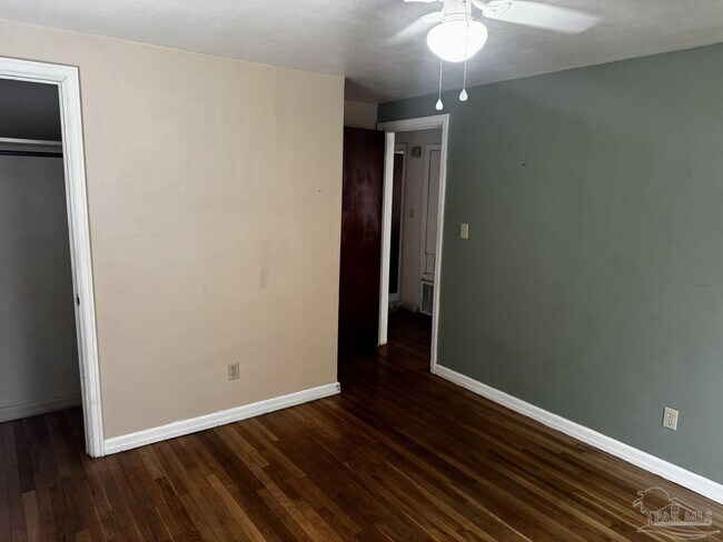 Building Photo - 119 Lenox Pkwy