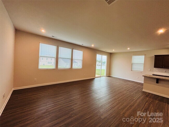 Building Photo - 3147 Cheyney Park Dr