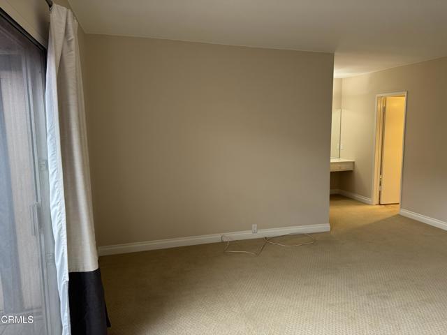 Building Photo - 113 N Almansor St