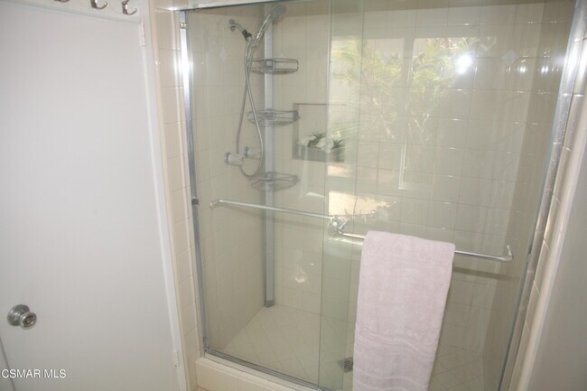 Building Photo - 4518 Henley Ct