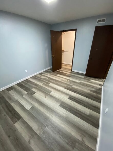Master Bedroom - 1003 Cherokee St