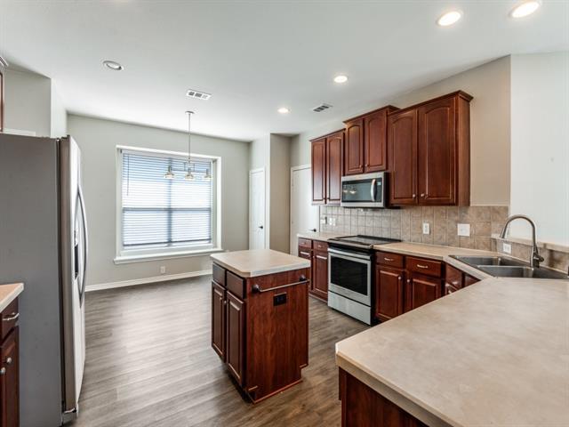 Building Photo - 2313 Campfire Ln