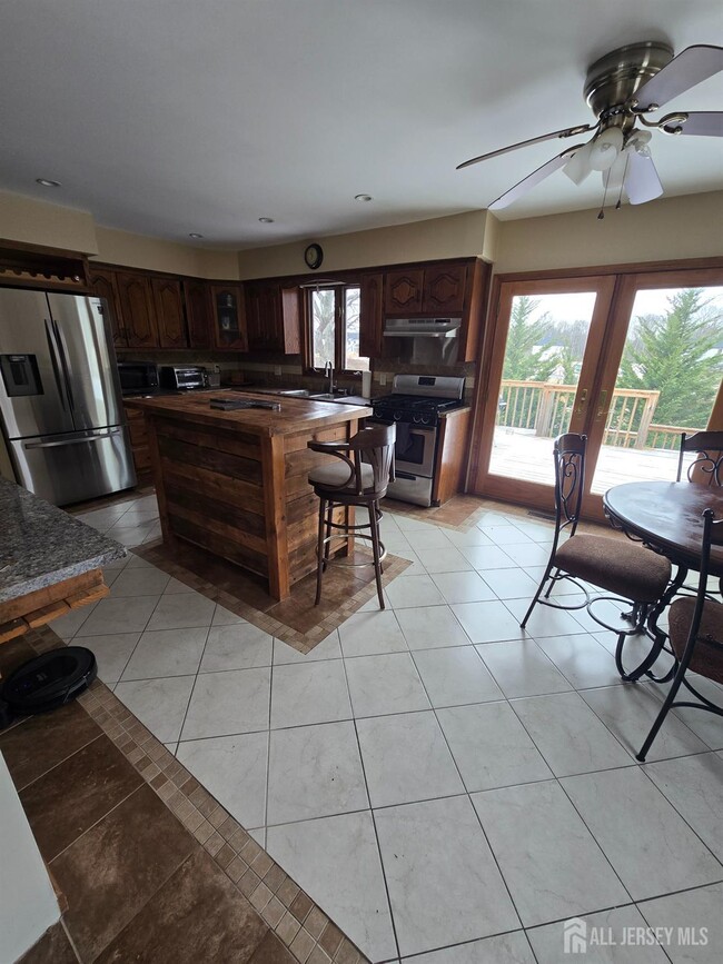 Building Photo - 241 Monmouth Rd