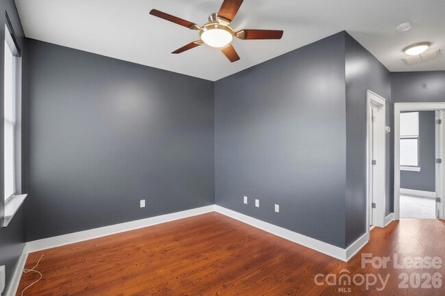 Building Photo - 440 N McDowell St