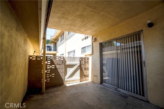 Building Photo - 534 Roosevelt Rd