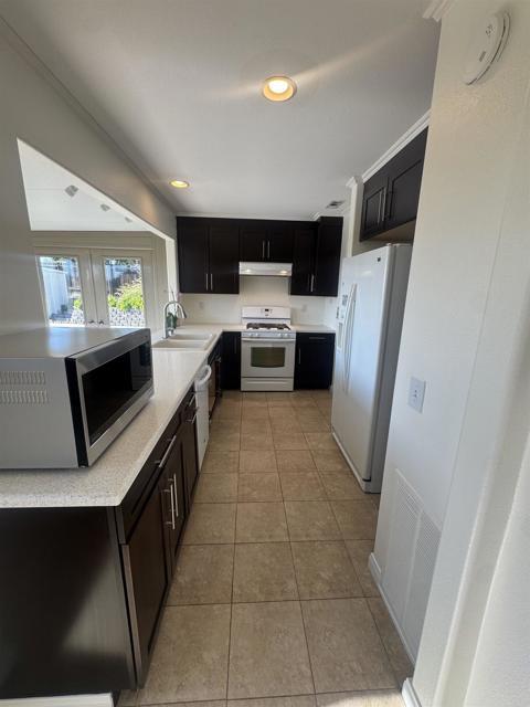 Building Photo - 4759 Live Oak Ct