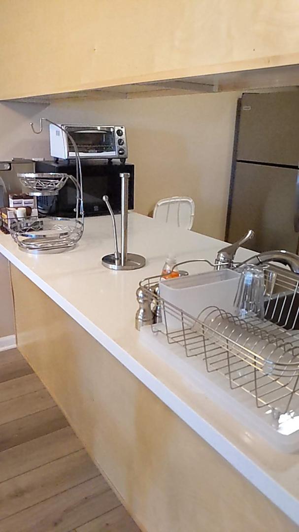 Building Photo - 9416 1st Ave NE