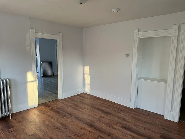 Building Photo - 164 Myrtle Ave