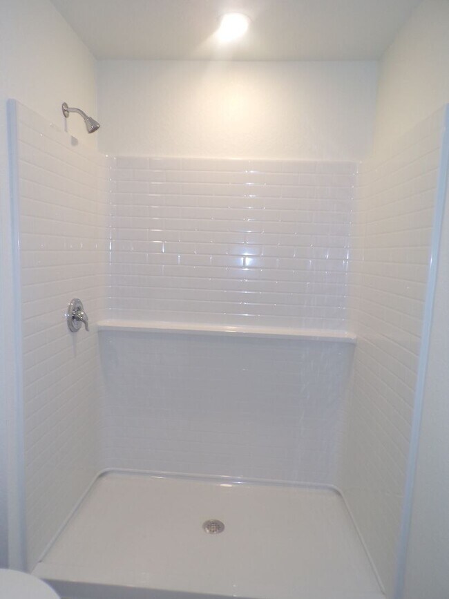 Building Photo - BRAND NEW HOME READY TO RENT ANNUALLY