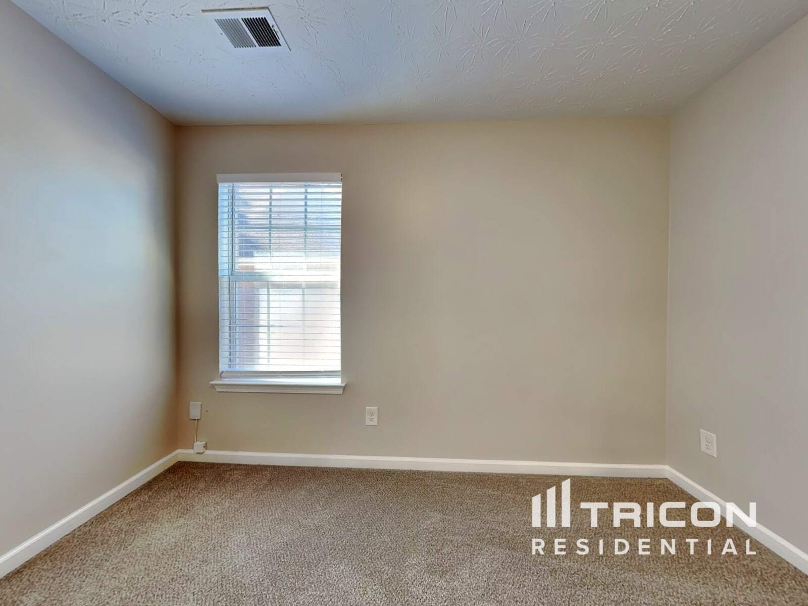 Building Photo - 364 Nunnally Dr
