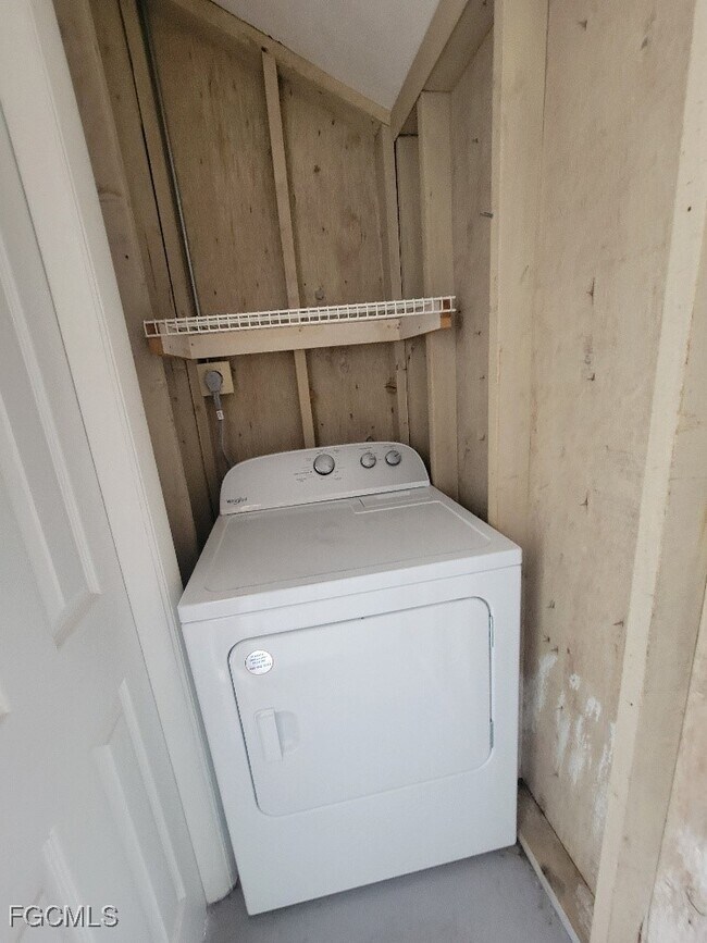 Building Photo - 347 Richland Rd