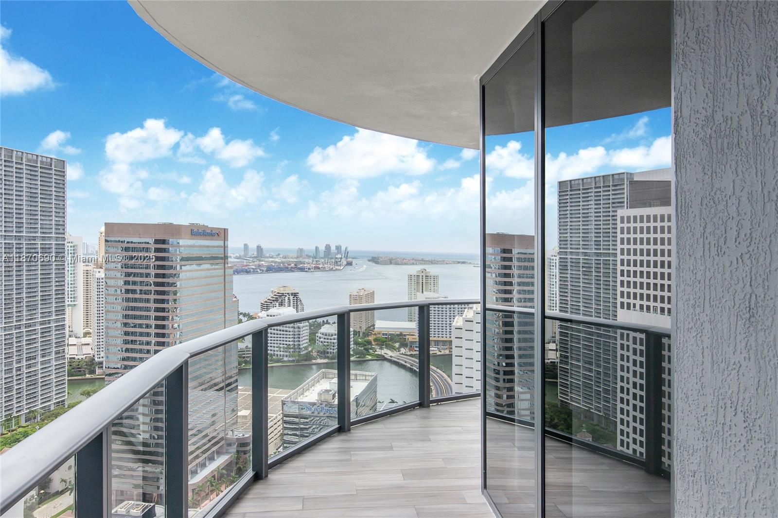 Building Photo - 801 S Miami Ave