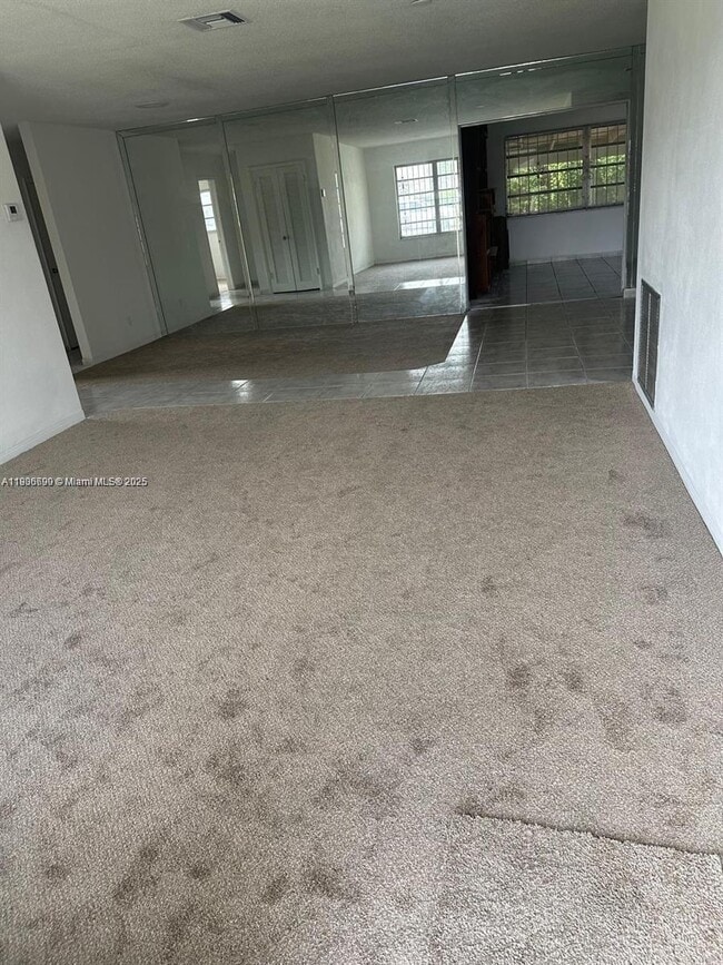 Building Photo - 5360 Fletcher St