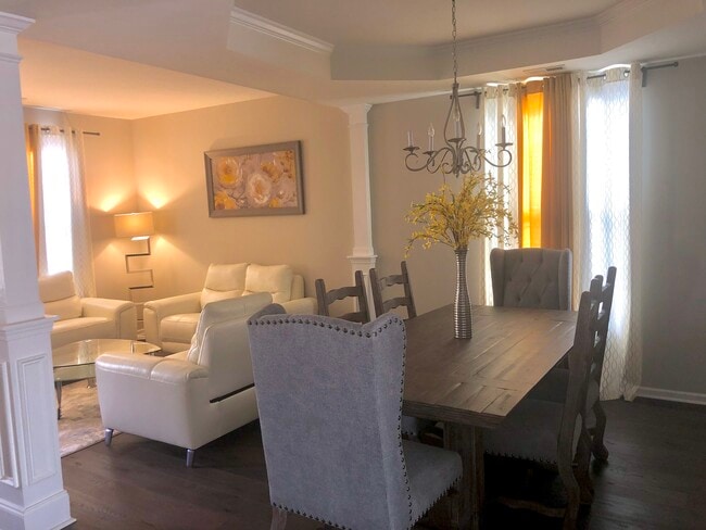 Building Photo - 13027 Rothe House Rd