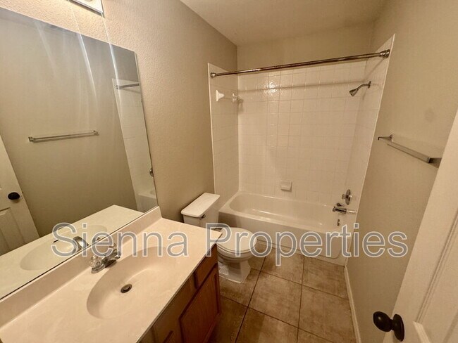 Building Photo - 11310 Jim Thorpe Ln