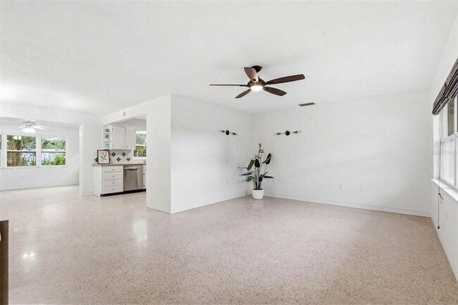 Building Photo - 2930 80th St N