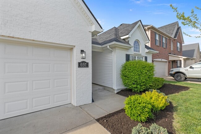 Building Photo - 657 Cielo Vista Rd