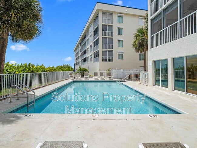Building Photo - 190 Pinellas Ln