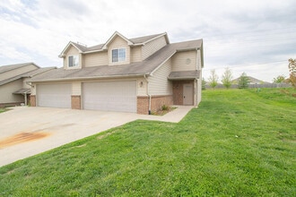 Building Photo - 5307 Silver Mill Dr