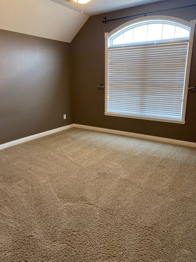 Building Photo - Coming Soon --- Mid-July (5 Bedroom, 3 Bat...