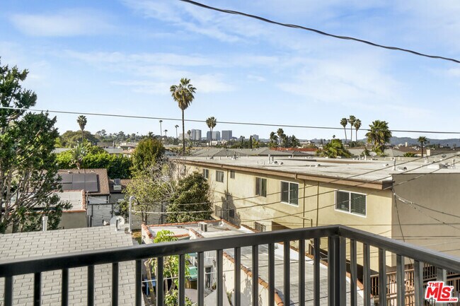 Building Photo - 2057-2054 S Garth Ave