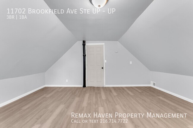 Building Photo - 11702 Brookfield Ave