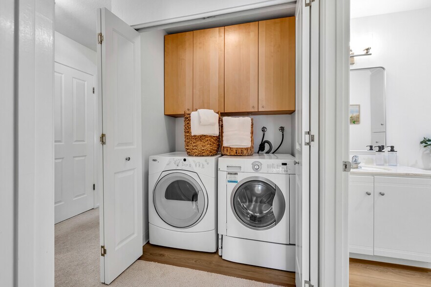 Building Photo - 39751 Bissy Cmn