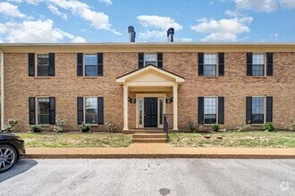 Building Photo - Desirable Brentwood Trace 2 Bedroom Condo ...