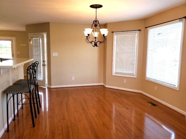 Building Photo - You have to see this beauty!