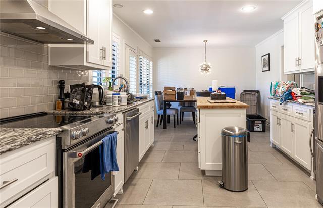 Building Photo - 224 Sovereign Ct