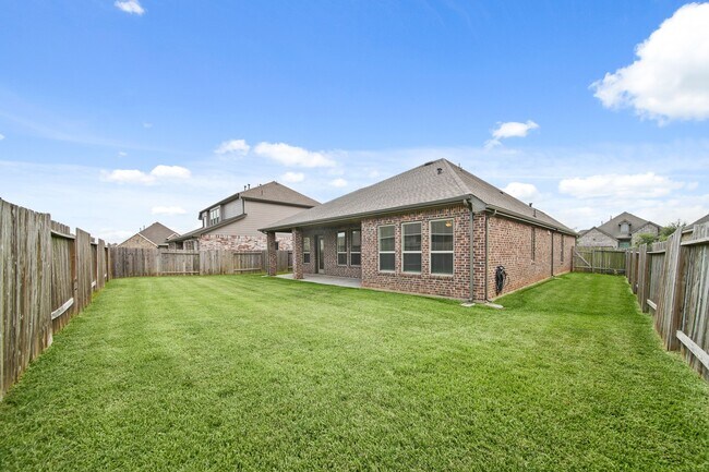 Building Photo - 2427 Madera Landing Ln