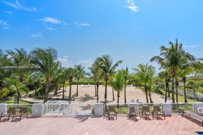 Building Photo - 9341 Collins Ave