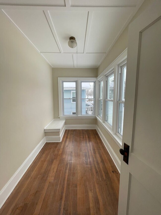 Building Photo - 37-39 Hazelwood Terrace