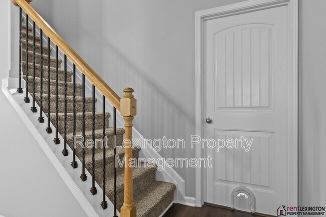 Building Photo - 111 High Hope Ln