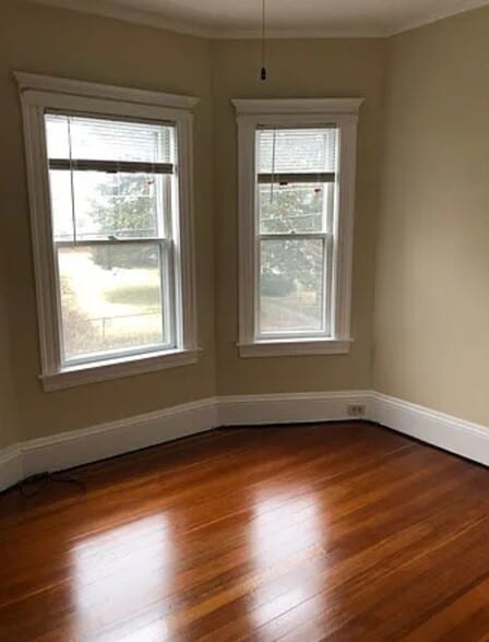 Building Photo - 39 Olcott St