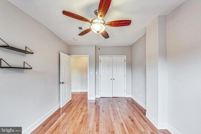 Building Photo - 627 Lamont St NW