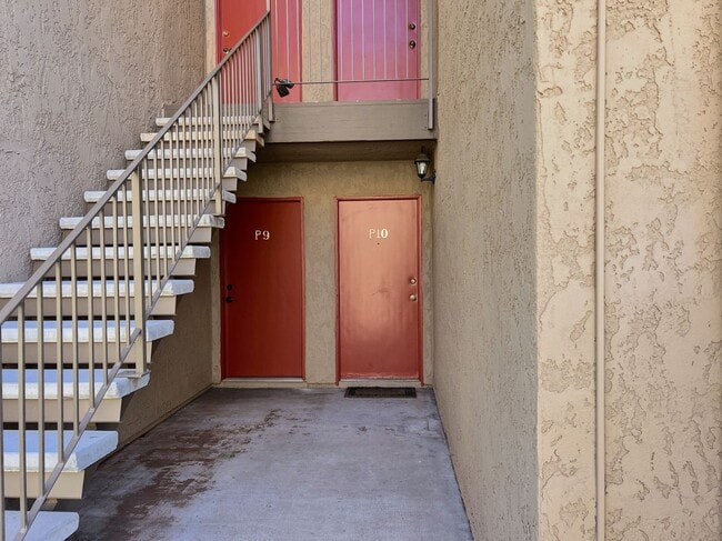 Building Photo - OPEN HOUSE -  INQUIRE:     LARGE ONE 1/BR ...