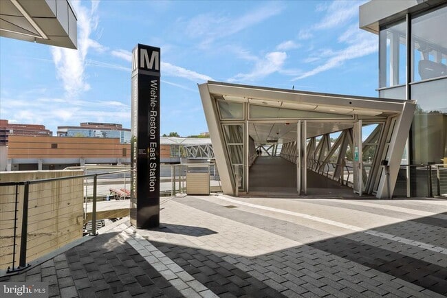 Building Photo - 2208 Cartwright Pl