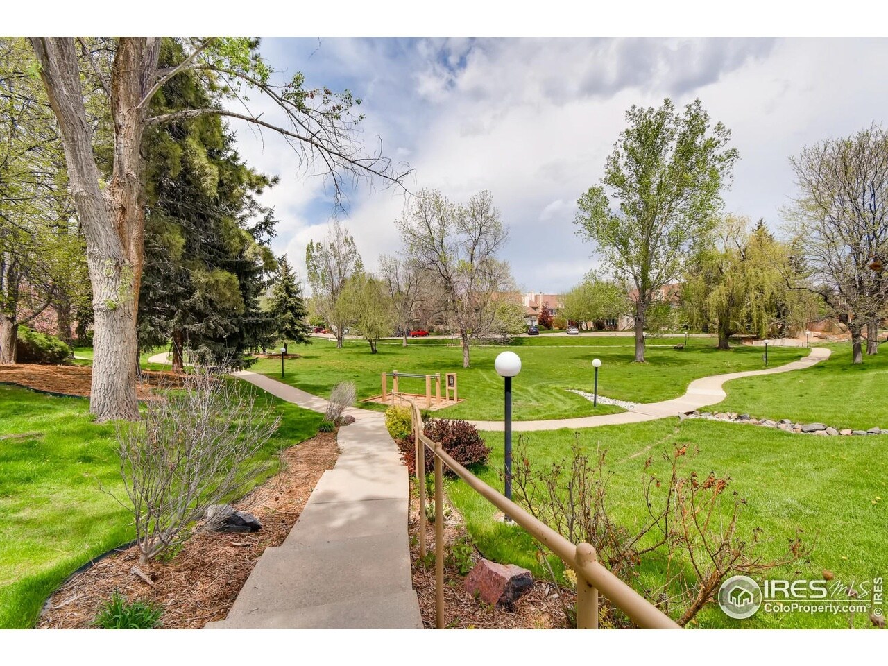 Building Photo - 4815 White Rock Cir